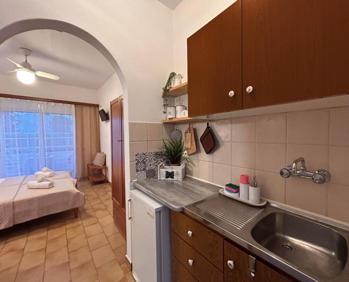 Angelos Studios 3-4 In Faliraki Rhodes-Upper Floor ภายนอก รูปภาพ